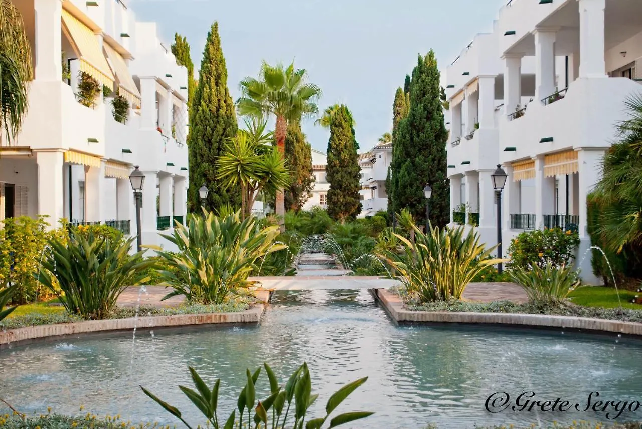 Life El Presidente Penthouse Pool View Apartment Estepona 0*,