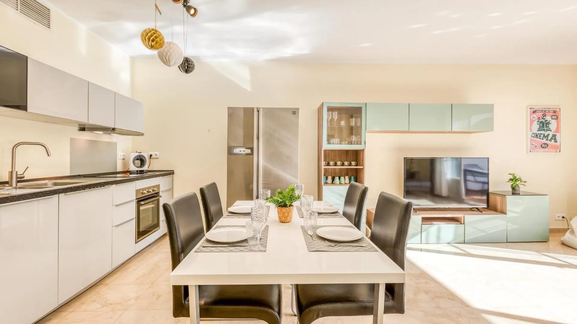 Life El Presidente Penthouse Pool View Apartment Estepona